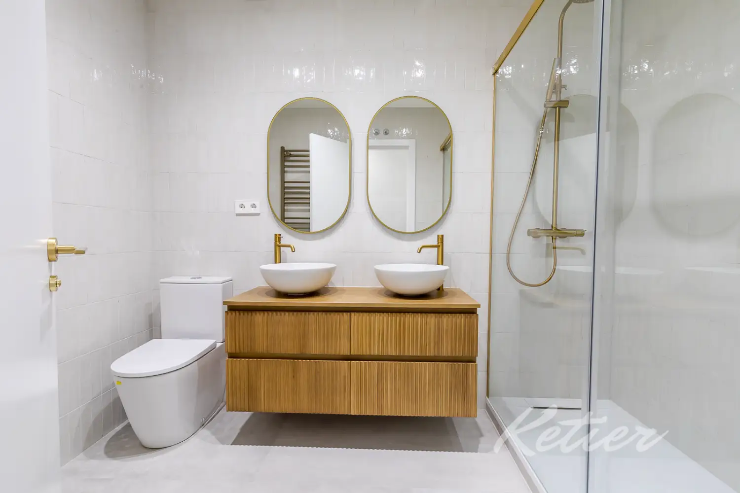 Piso Lujo Chanmartin Dormitorio Bano
