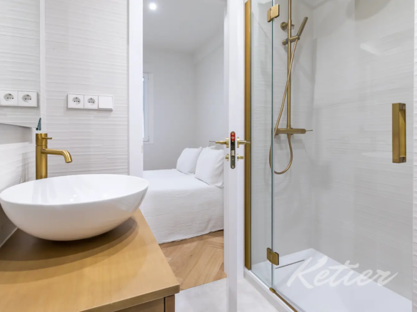 Piso Lujo Chanmartin Dormitorio Bano