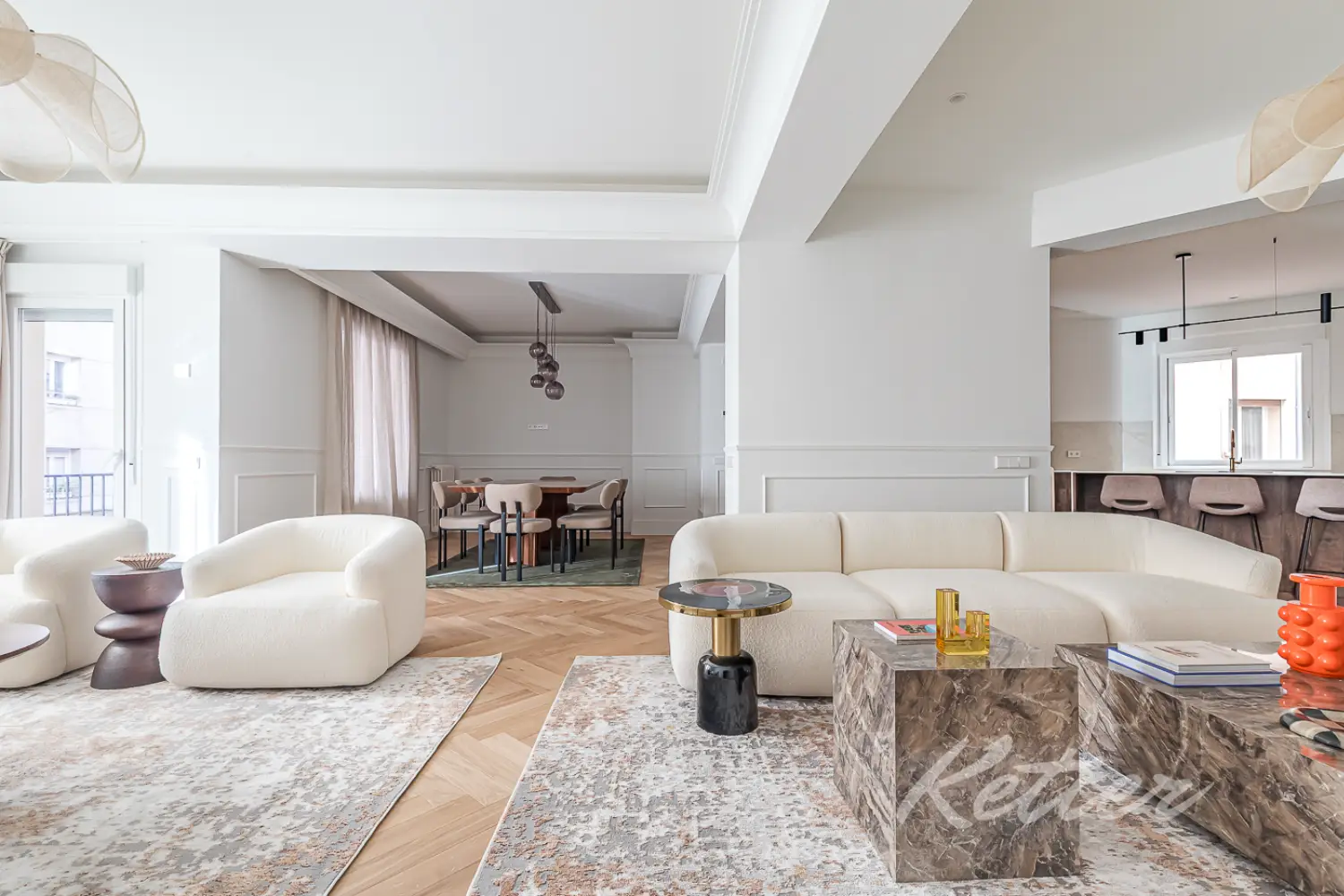 Piso Lujo Chanmartin Salon