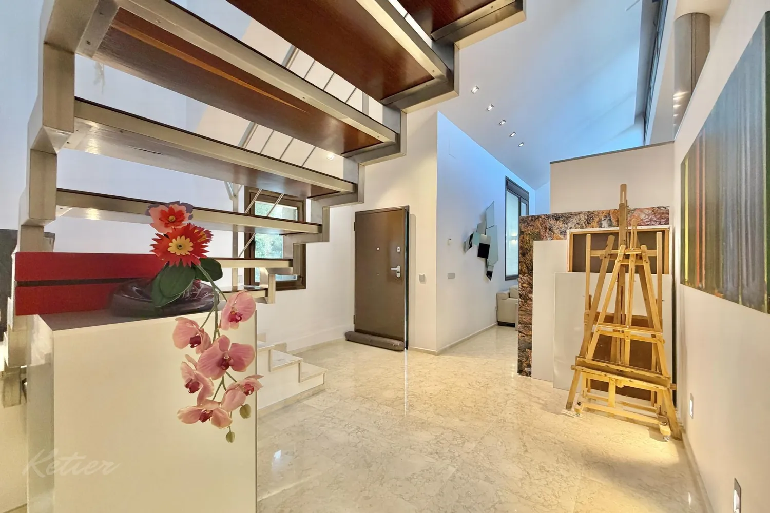 Detached house in Galapagar with heated swimming pool and private garden