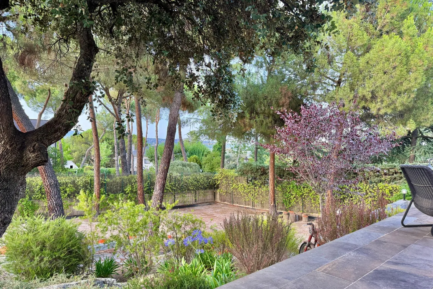 Detached house in Galapagar with heated swimming pool and private garden