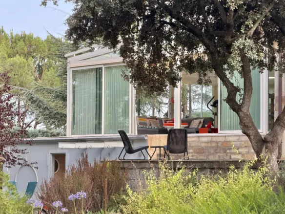 Detached house in Galapagar with heated swimming pool and private garden
