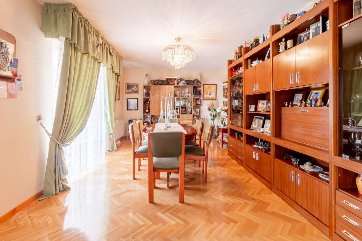 chalet pareado monte rozas comedor
