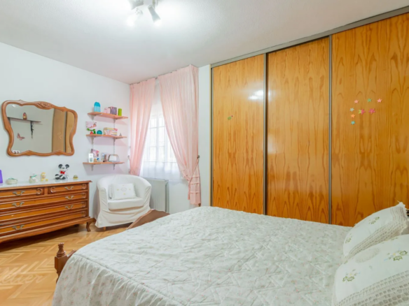 chalet pareado monte rozas dormitorio