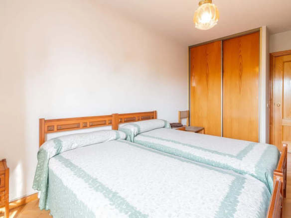 chalet pareado monte rozas dormitorio