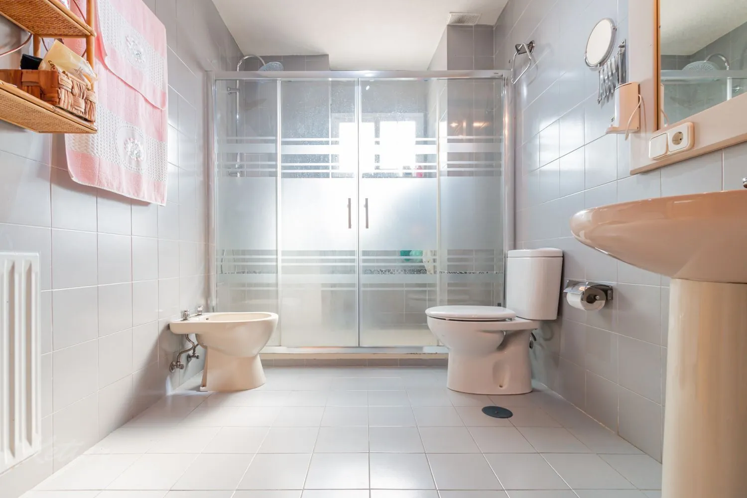 chalet pareado monte rozas bano ducha