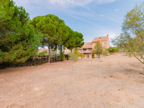 chalet pareado monte rozas exterior parcela