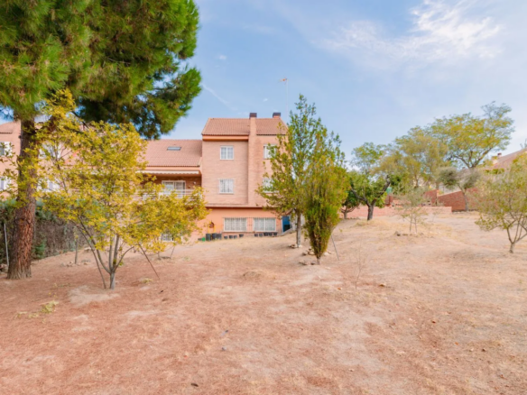 chalet pareado monte rozas exterior parcela