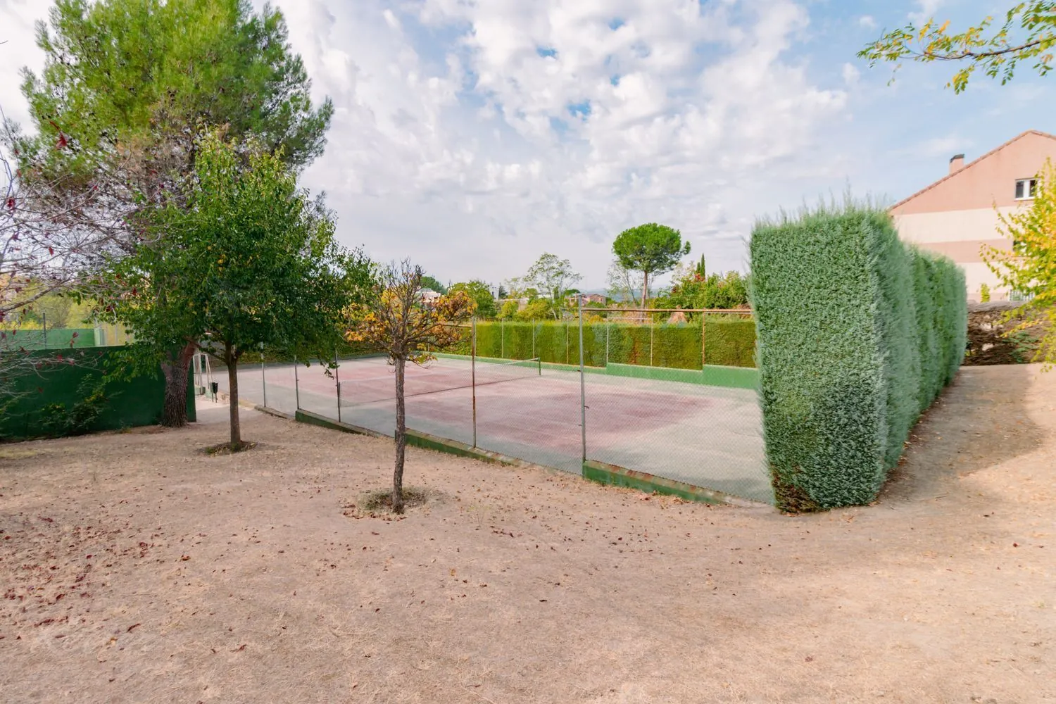 chalet pareado monte rozas pista deportiva comunitaria