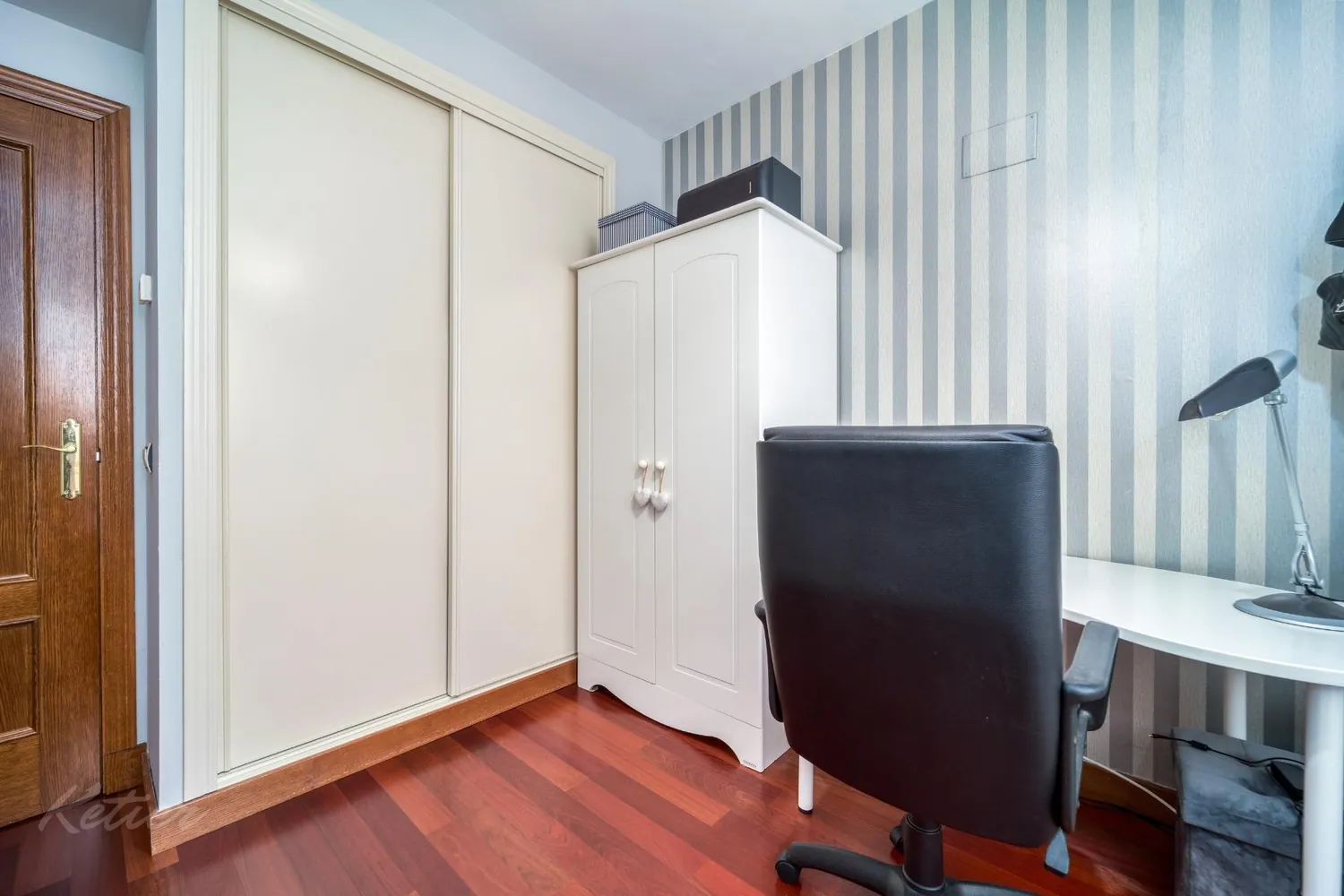 Flat with terrace and three bedrooms in Monte del Pilar, Majadahonda