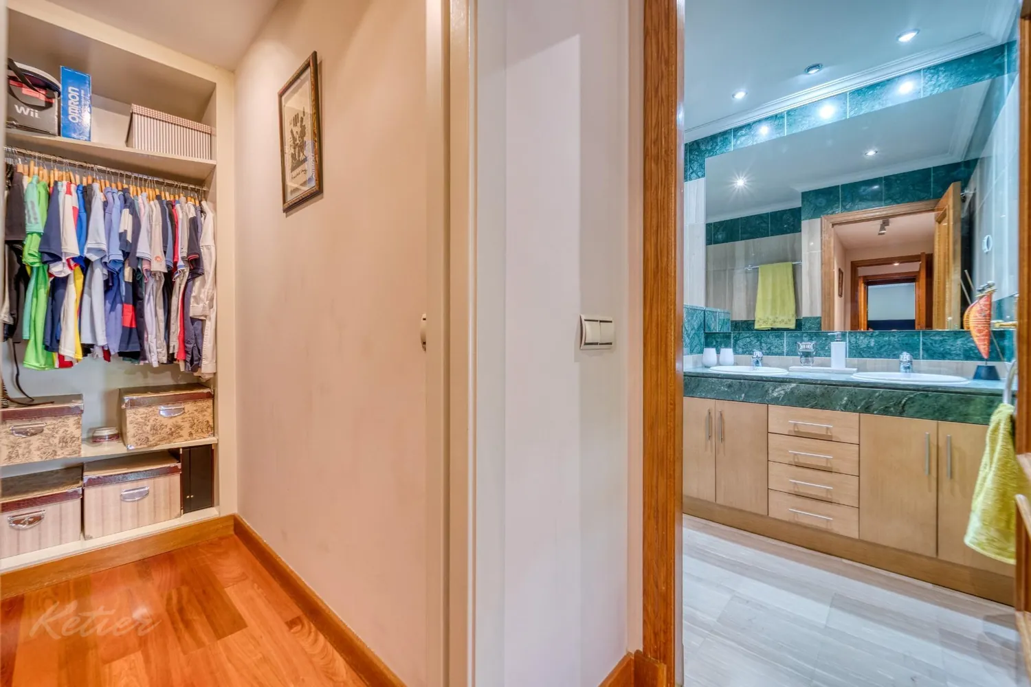 Flat with terrace and three bedrooms in Monte del Pilar, Majadahonda