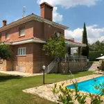 Chalet Monte Rozas Exterior 01